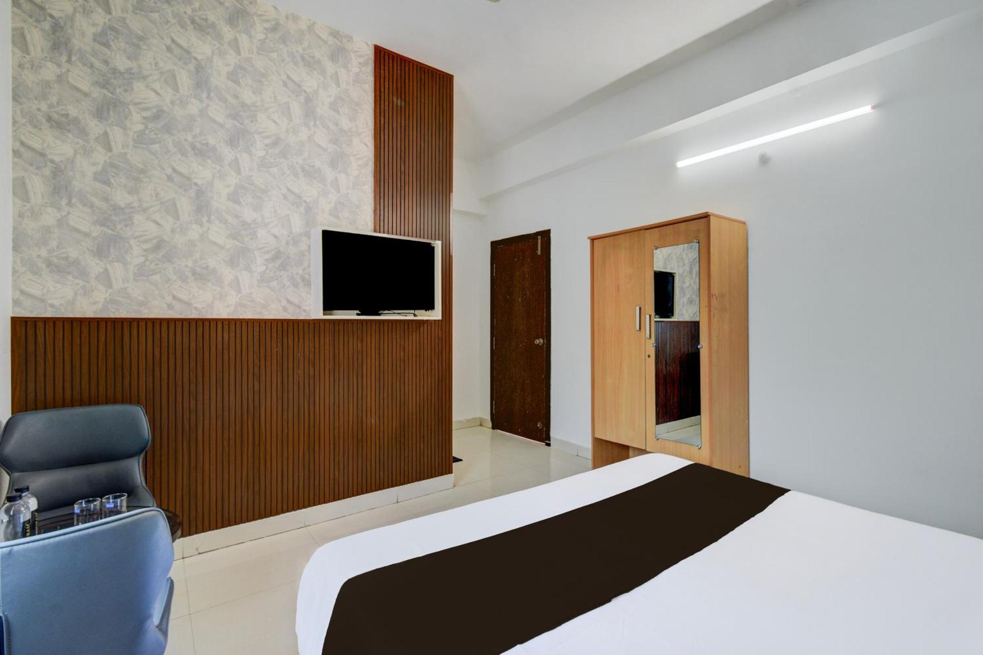 Hotel O Bee Oak Gachibowli エクステリア 写真