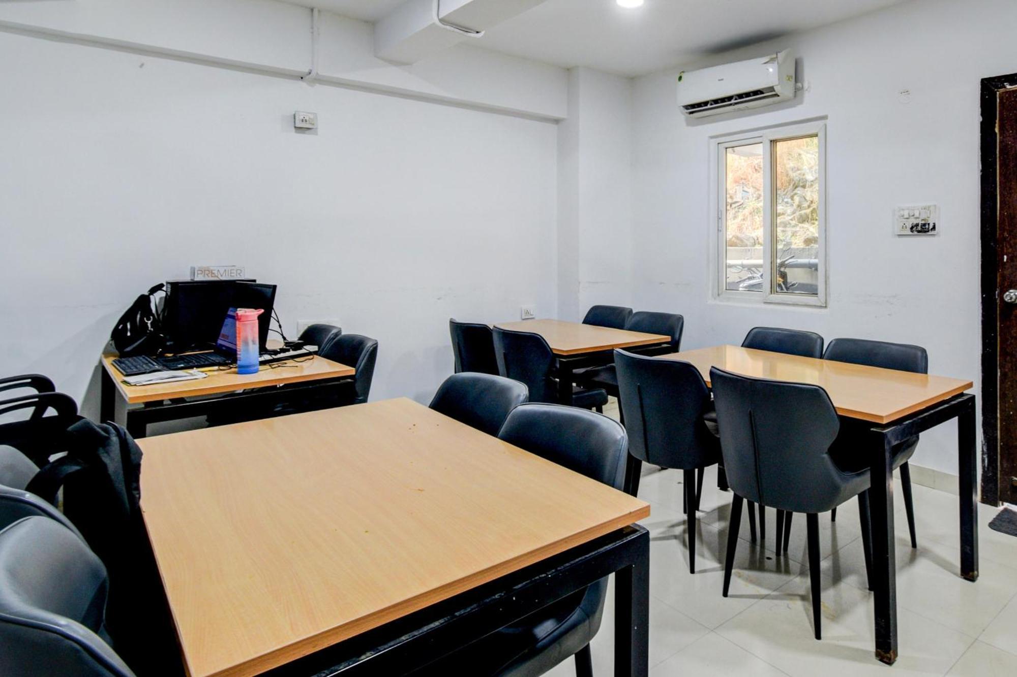 Hotel O Bee Oak Gachibowli エクステリア 写真
